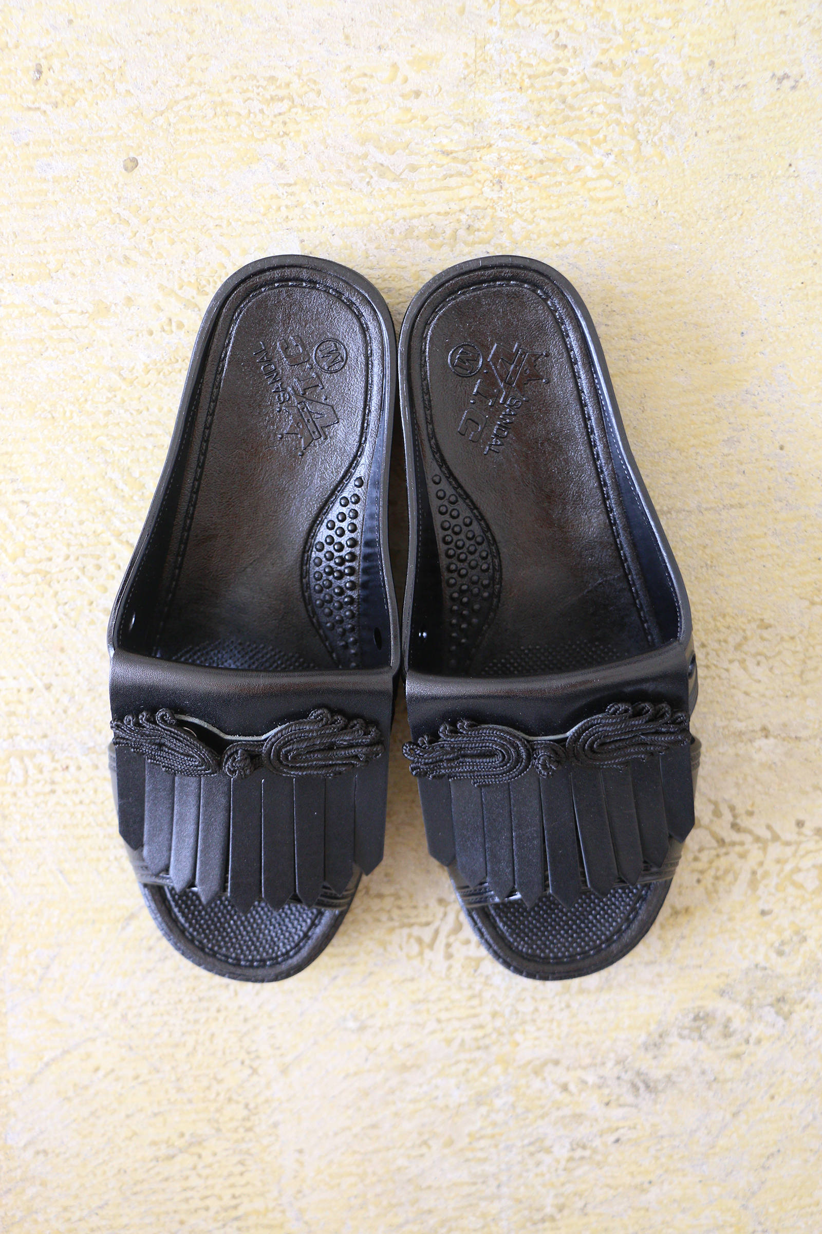 Bench Bench Bensan D China Button Black 便所サンダル ベンサン Koko